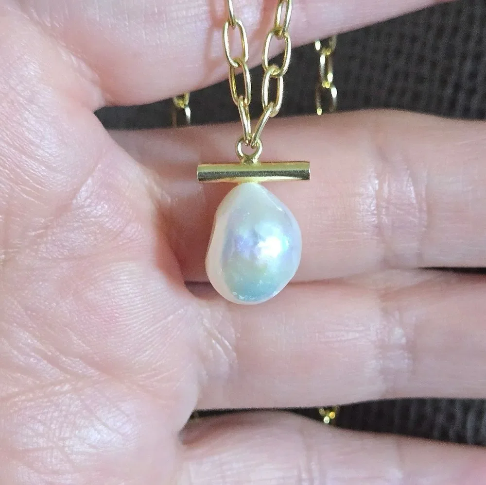Stationary Freshwater Pearl Necklace - NWT